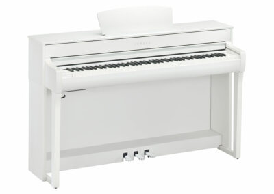 E-Piano Yamaha CLP-735 WH